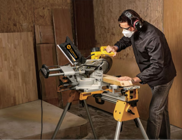 Mitre Saw CM-10S (2)